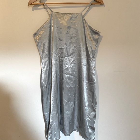 Silk slip-on dress - handmade in Latin America! - Picture 2 of 6